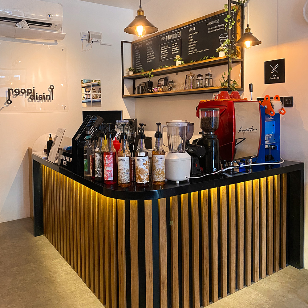 custom meja bar